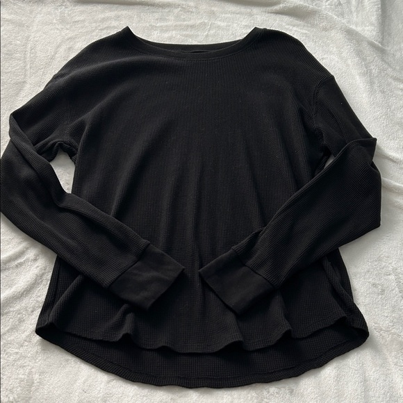 Time and Tru Tops - Time and Tru Women's Black Long Sleeve Tee